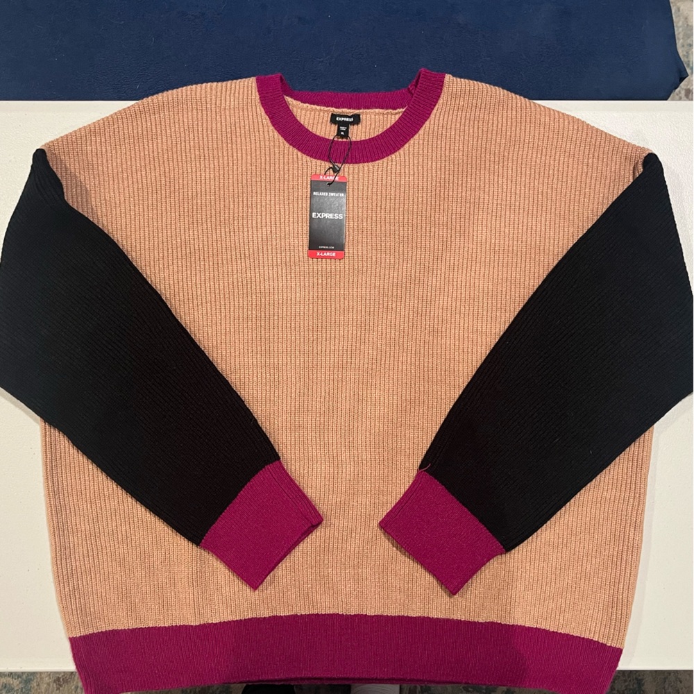 *NWT* Express cozy color-block sweater